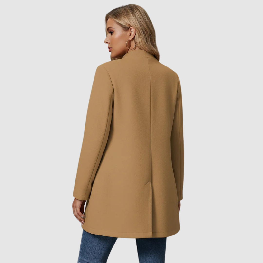 Natalia - Klasyczny damski płaszcz o dopasowanym kroju